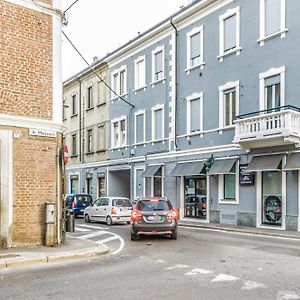 La Perla Rooms